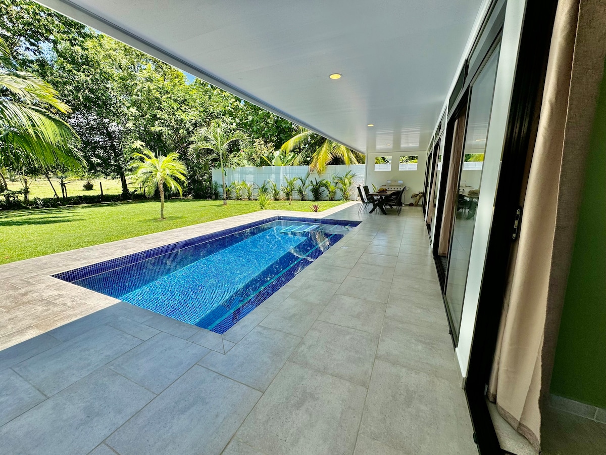 Stylish New House, Private Pool