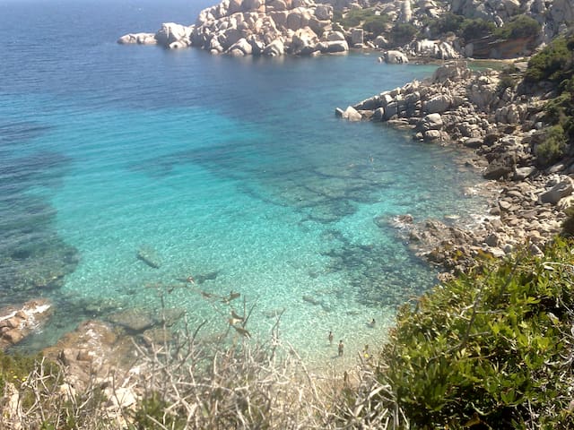 Costa Paradiso的民宿