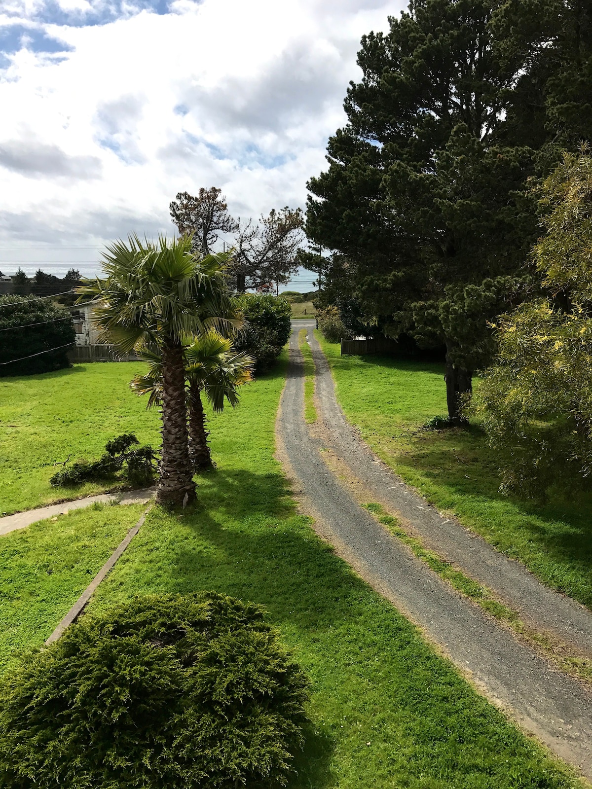 Mendocino海景单间公寓，步行即可到海滩。