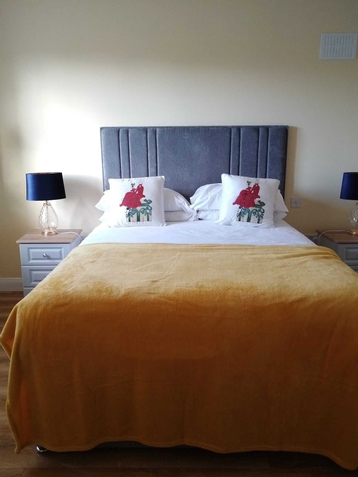 Ensuite double bedroom in Muckross Killarney