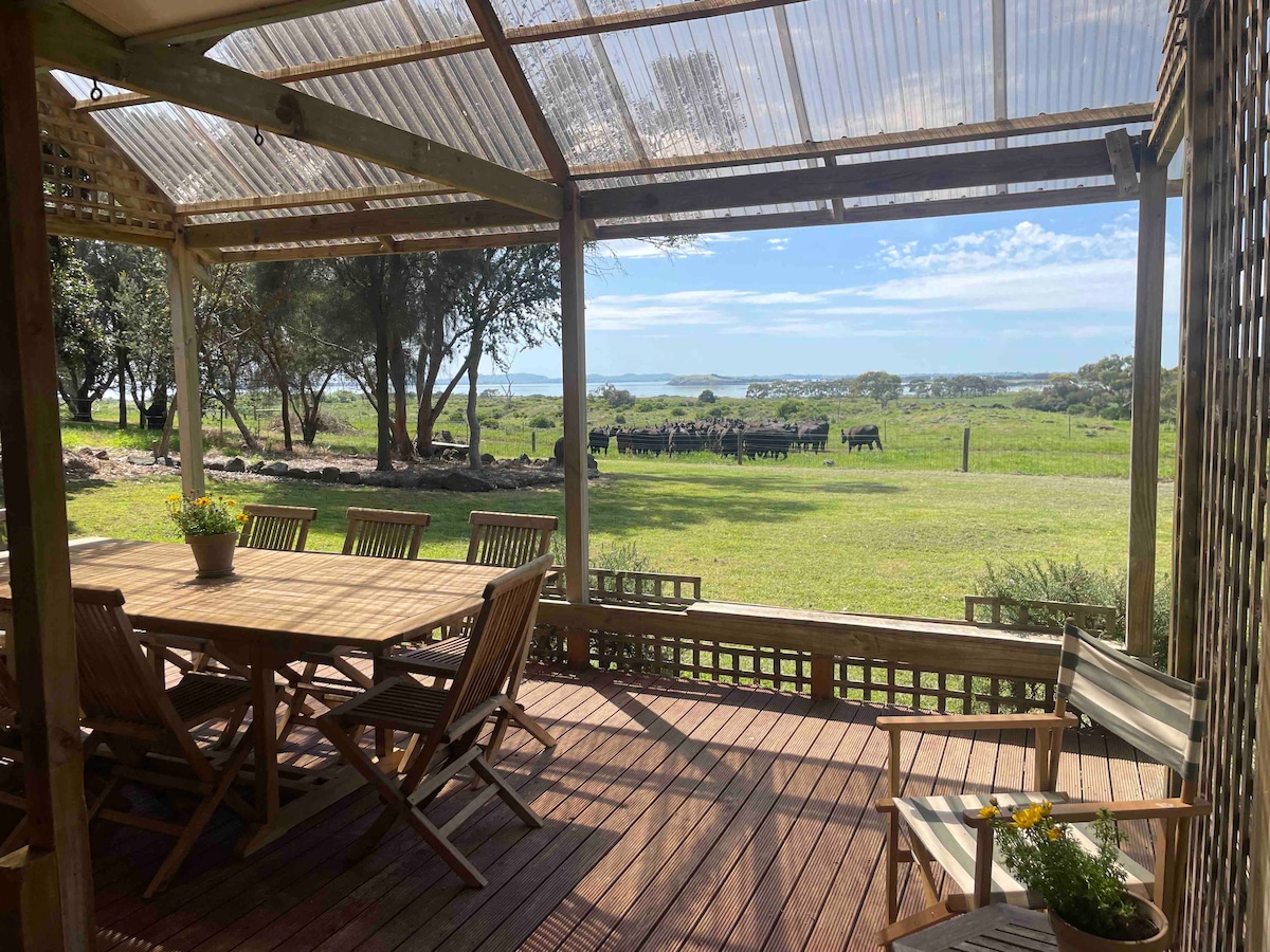 The Points Cottage (Farm stay) *20mins from Colac