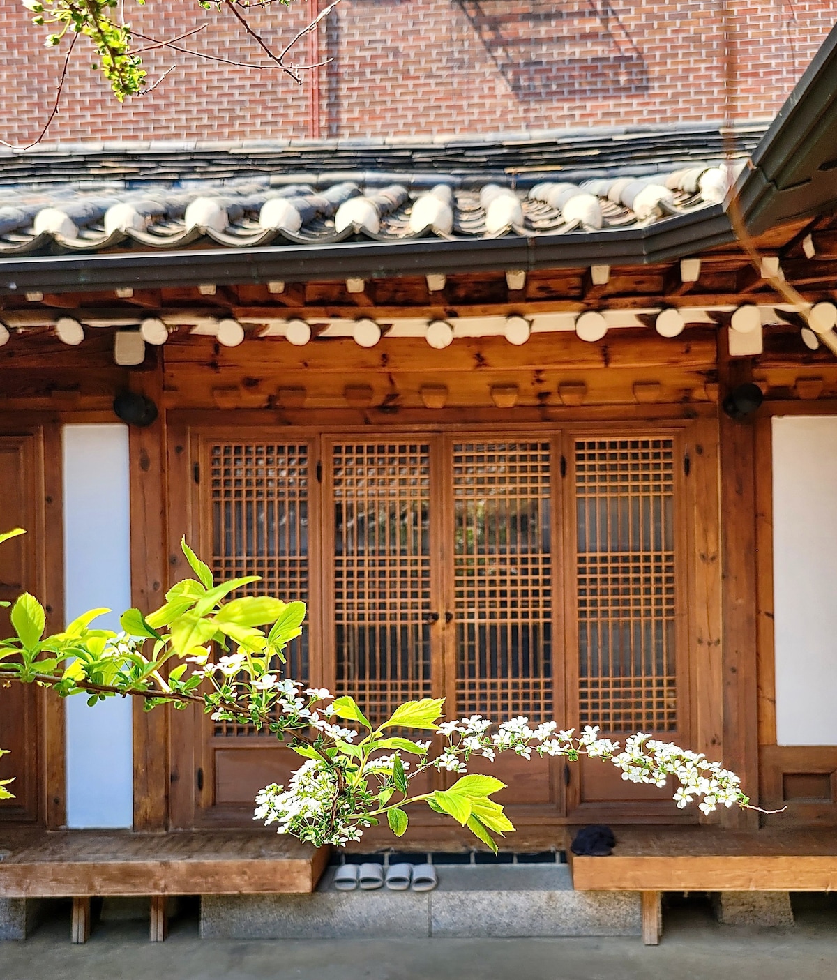 - Bukchon Hanok村的북촌한옥독채传统韩屋