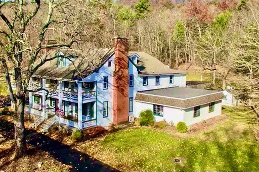 The Buckhorn - Historic Inn in the National Forest