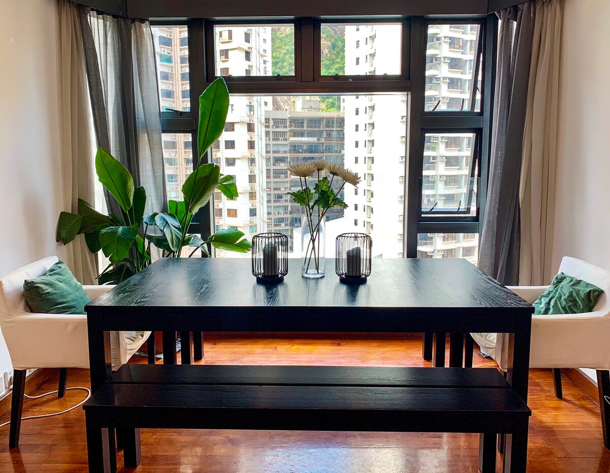 Spacious Apartment near Central