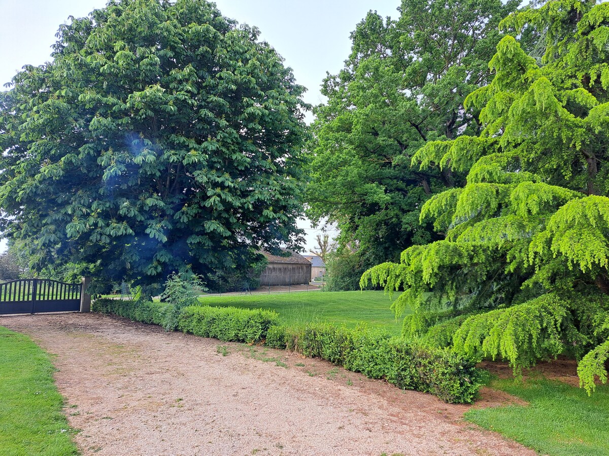 Villa de charme avec cheminée, arrivée autonome