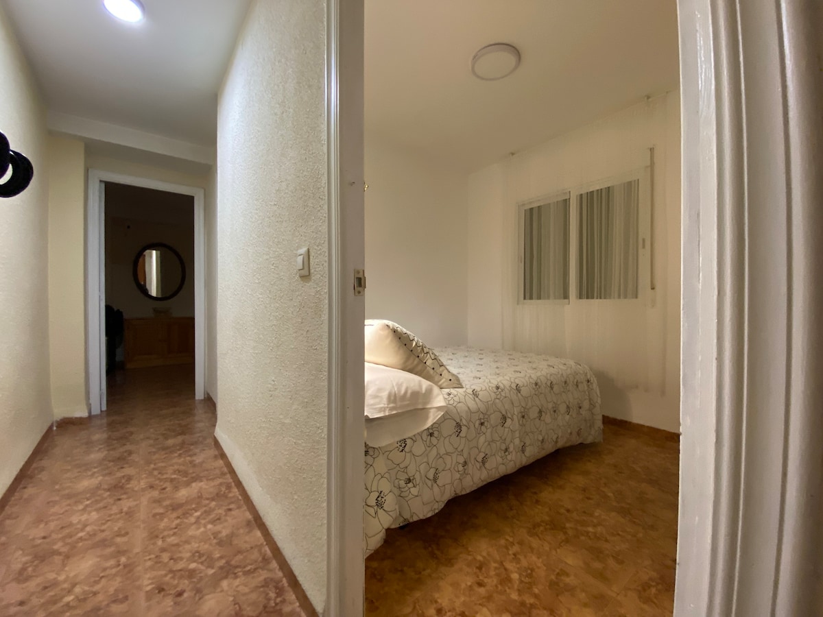巴伦西亚舒适客房/独立房间，提供无线网络