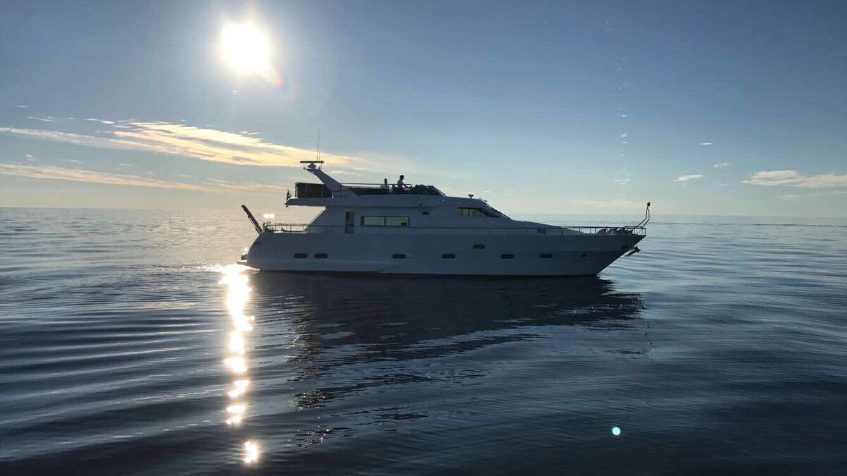 Master Bedroom in a Luxury Yacht near City Center