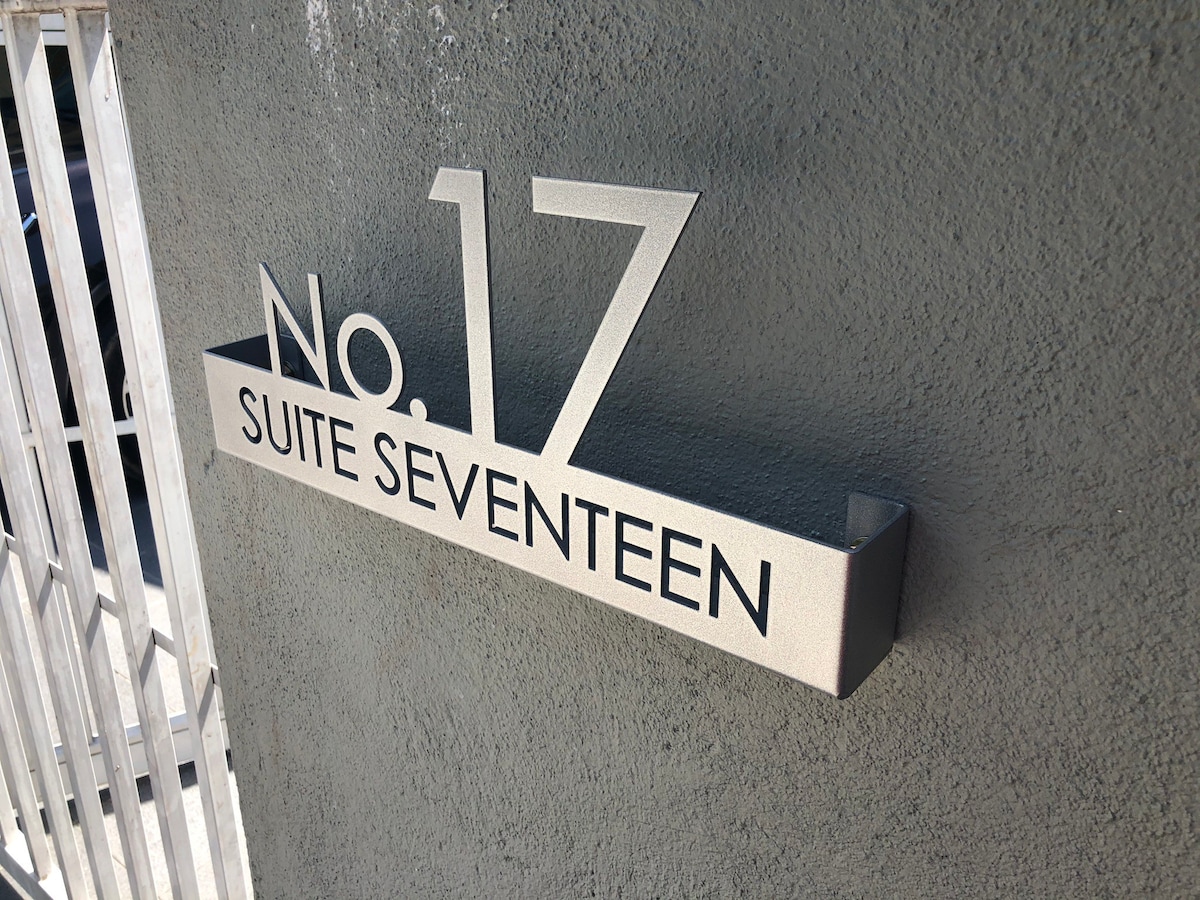 17套穆斯林寄宿家庭套房（ SEVENTEEN SUITE MUSLIM HOMESTAY ） @ kuala selangor