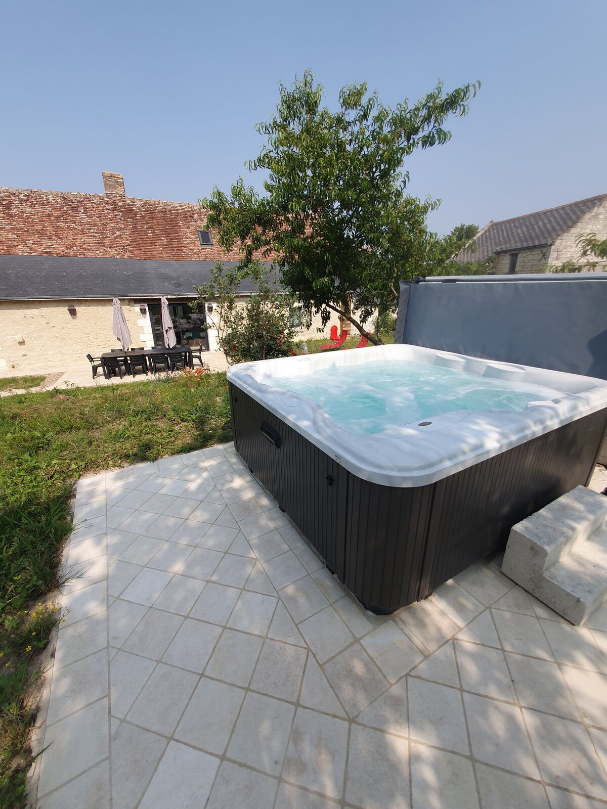 gite 8 personnes à la campagne avec jacuzzi 3 épis