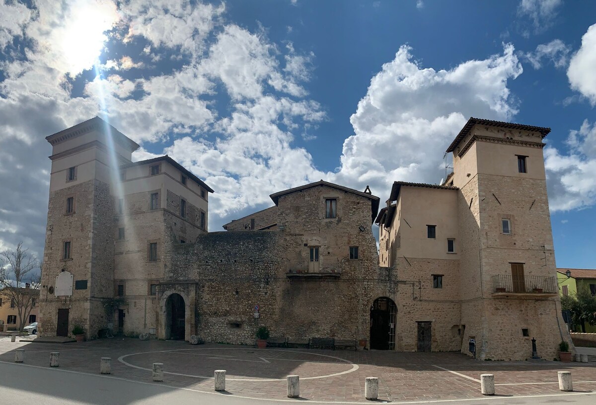 Torre degli Arduini, San Giacomo, Spoleto