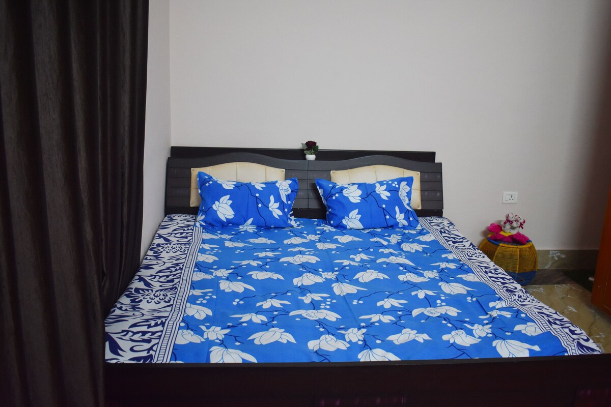 Duggal homestay ( DTR )