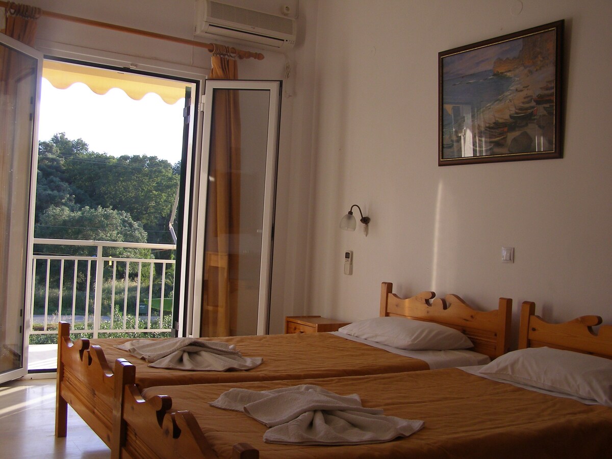 EVRIDIKI APARTMENT 3