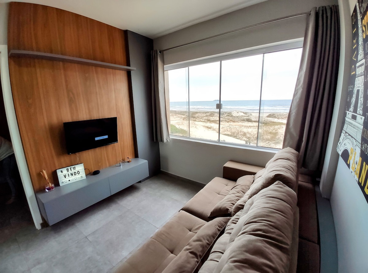 Apartamento 33 na praia, incrível vista para o mar