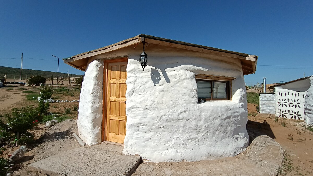 Superadobe生态穹顶小木屋