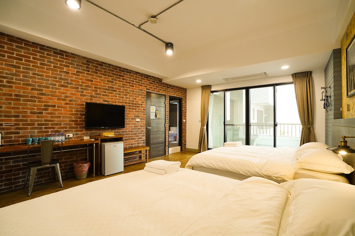 好天旅店四人房 Room D / GOODDAY HOSTEL Room D