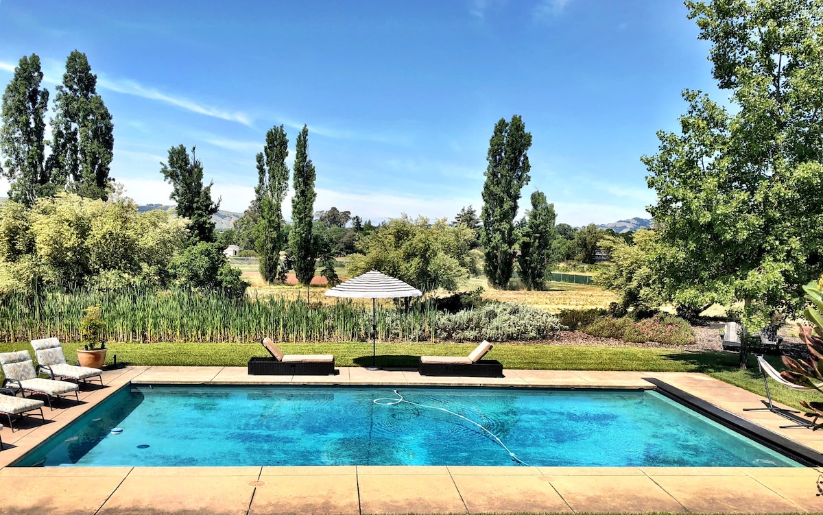 索诺玛牧场（ Sonoma Ranch ） ， 7英亩私人泳池！