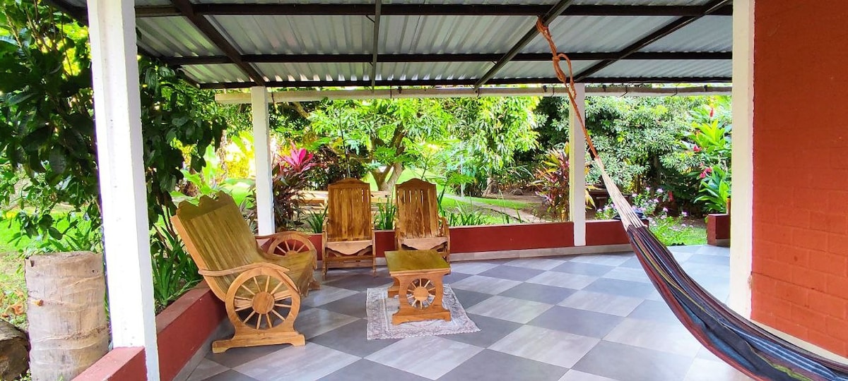 Casa de campo con piscina privada,
El Riachuelo.