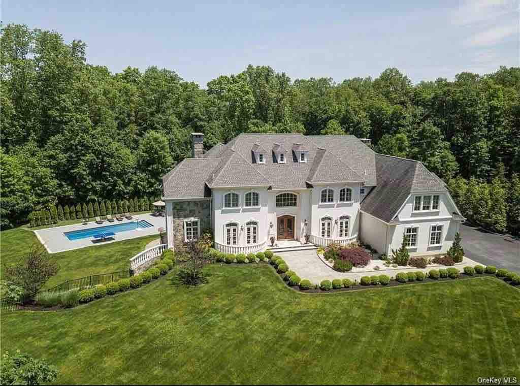 Majestic Mansion in Katonah