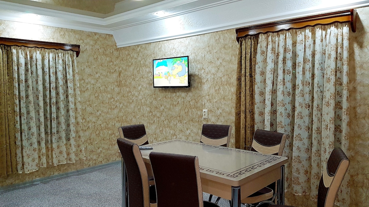 Guest Hause AURORA Central GYUMRI