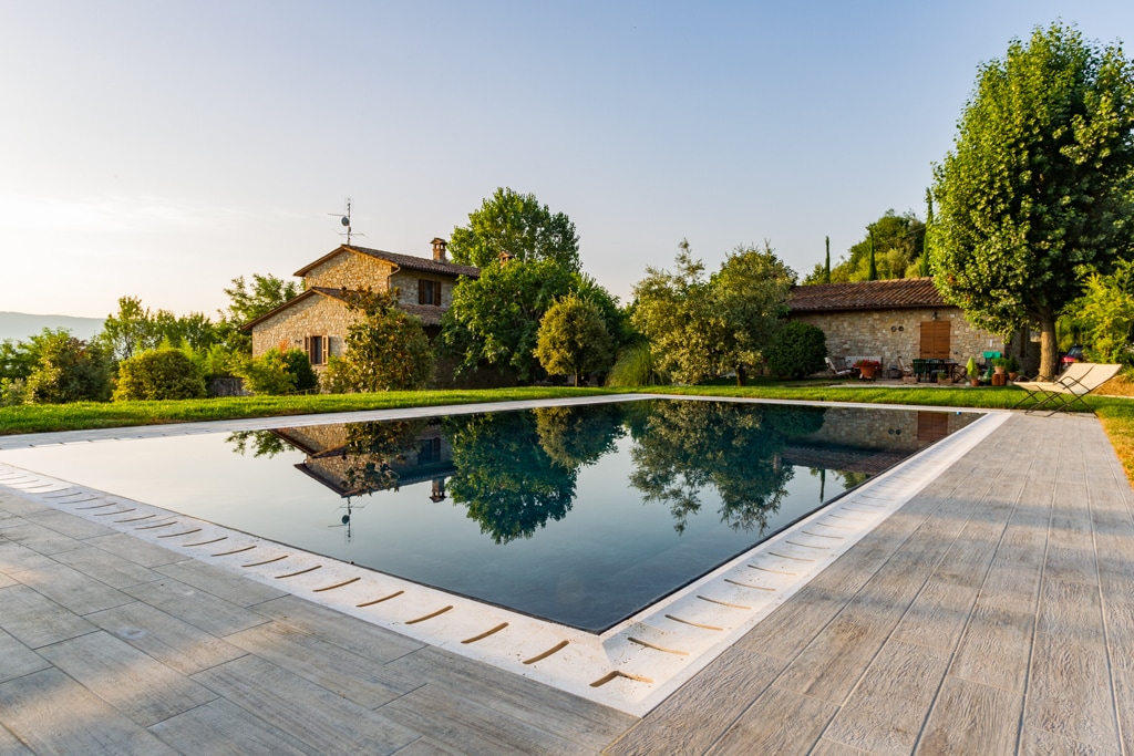 Casa con piscina a 10min dal centro