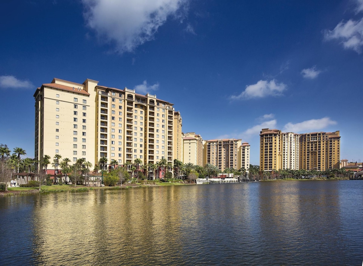 Three Bedroom Condo, Orlando (A488)