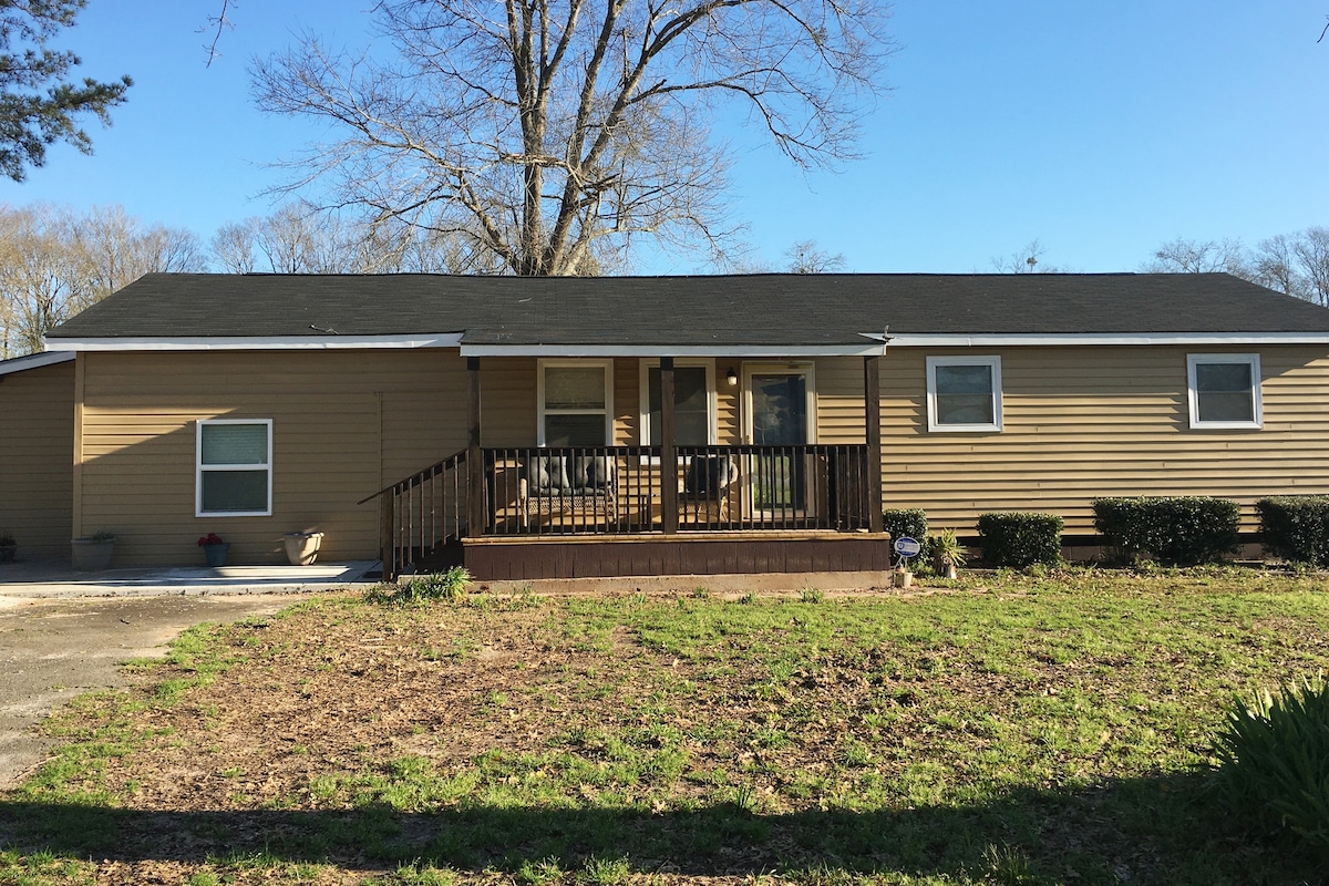 Cozy Home- Near Perry Fair - Rigby's-Robins AFB