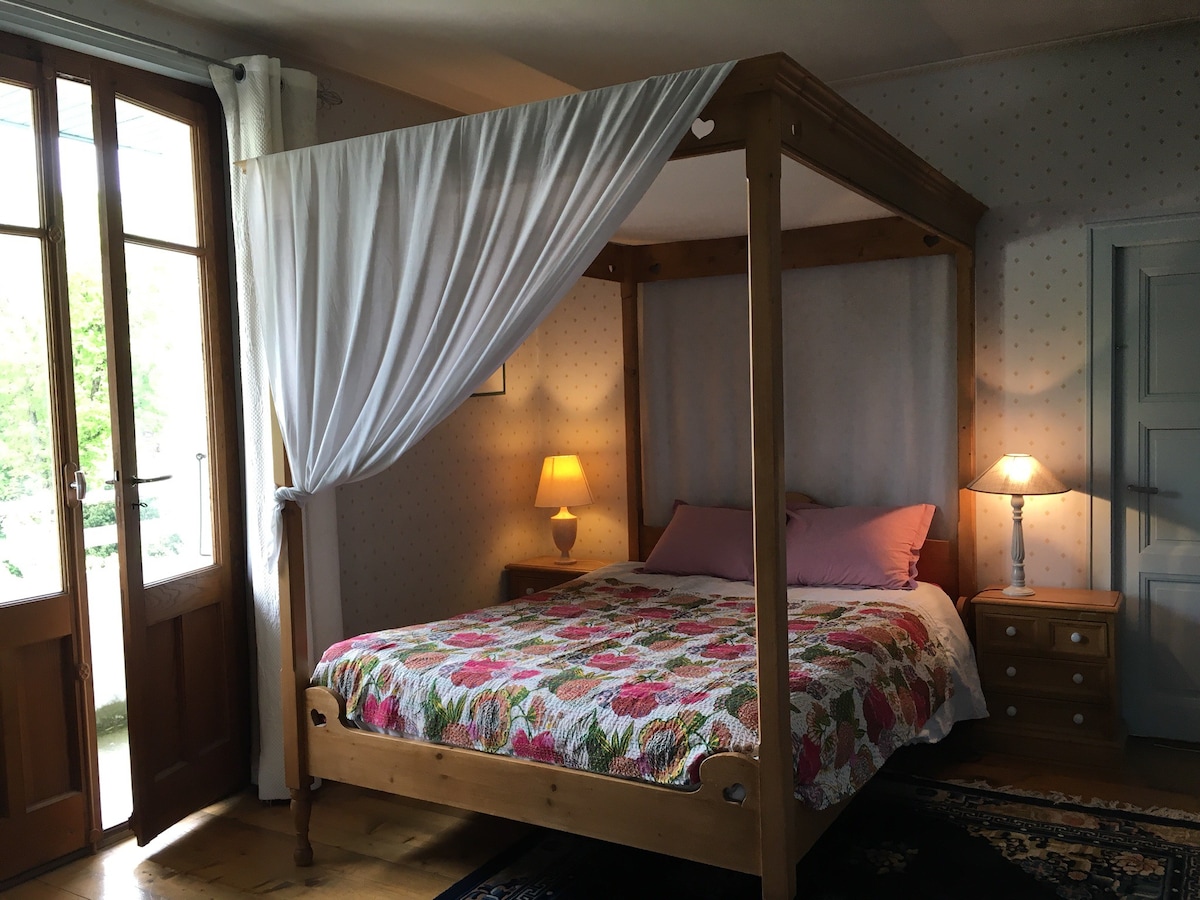 Chambre avec balcon