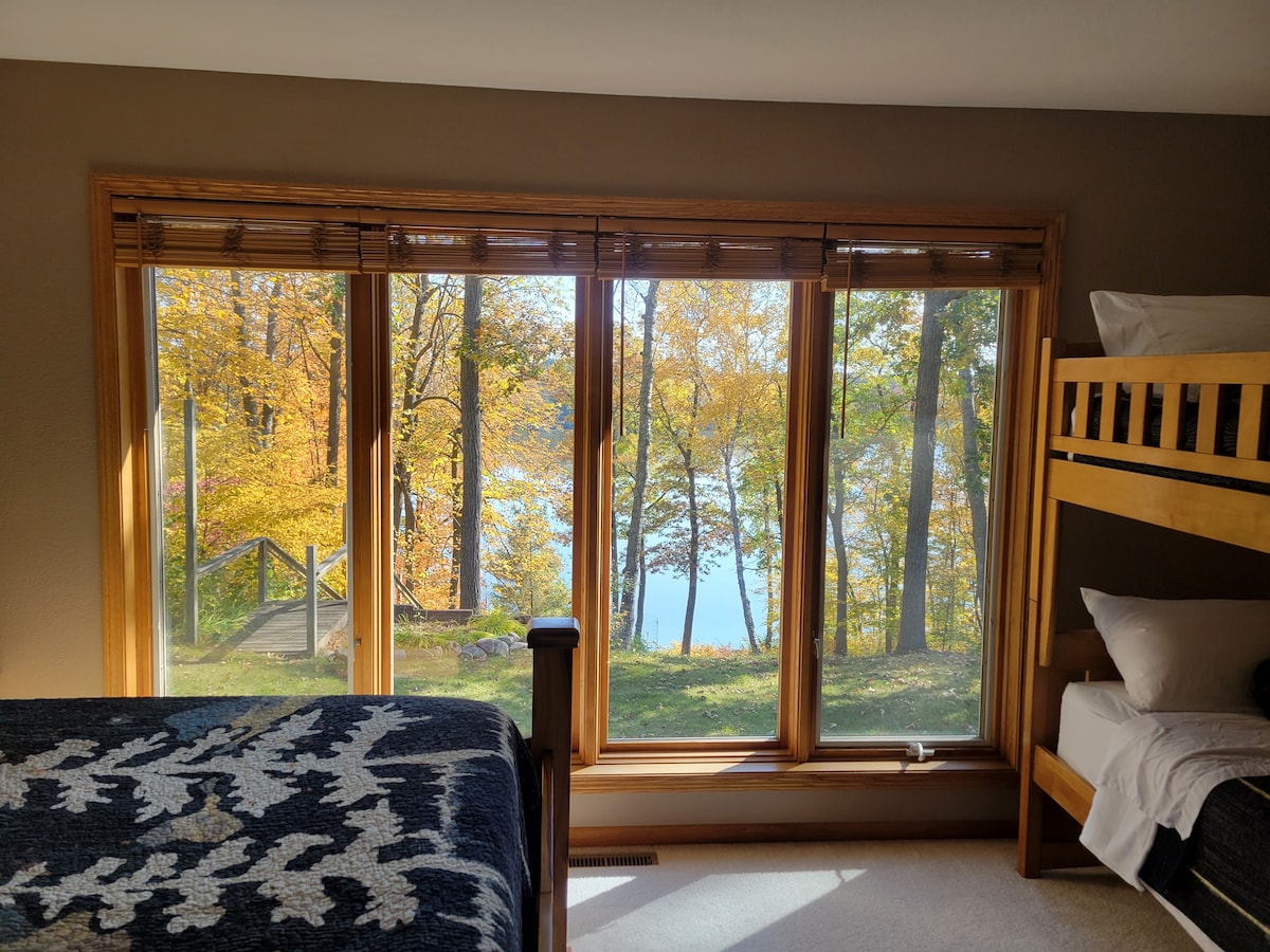 Shady Crest a Lake Home in Brainerd - Sleeps 16