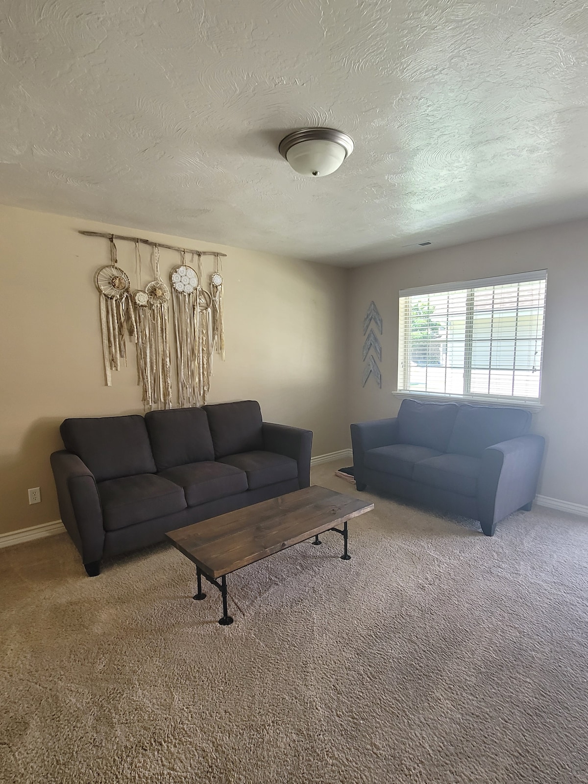 Town home in Ammon. No hidden fees.