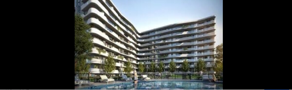Stylish Large 1 bedroom apartment with ensuite