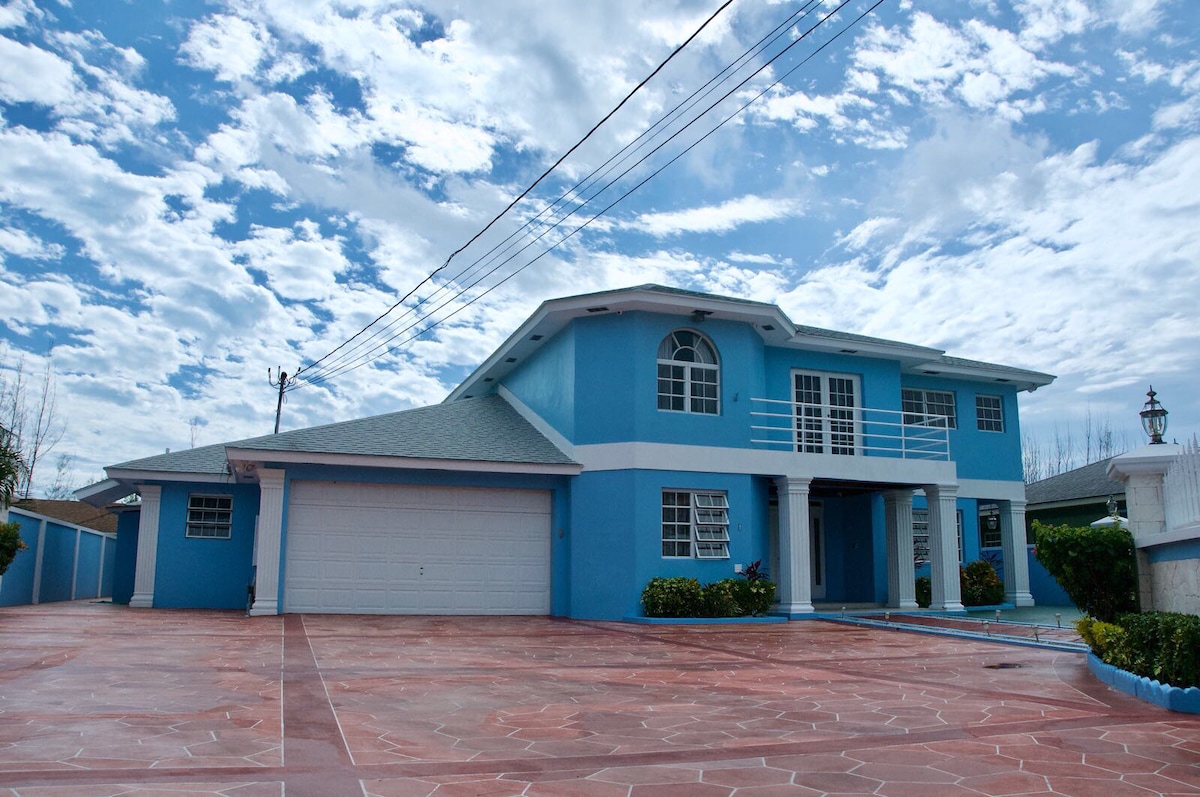 巴哈马蓝色豪宅（ Blue Mansion Bahamas ）