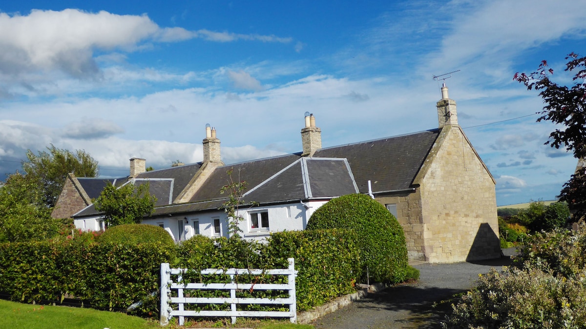 Babingtons Cottage Coldstream  TD12 4HA