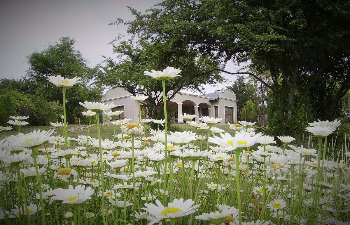 Casa de Campo en Los Reartes: río y naturaleza