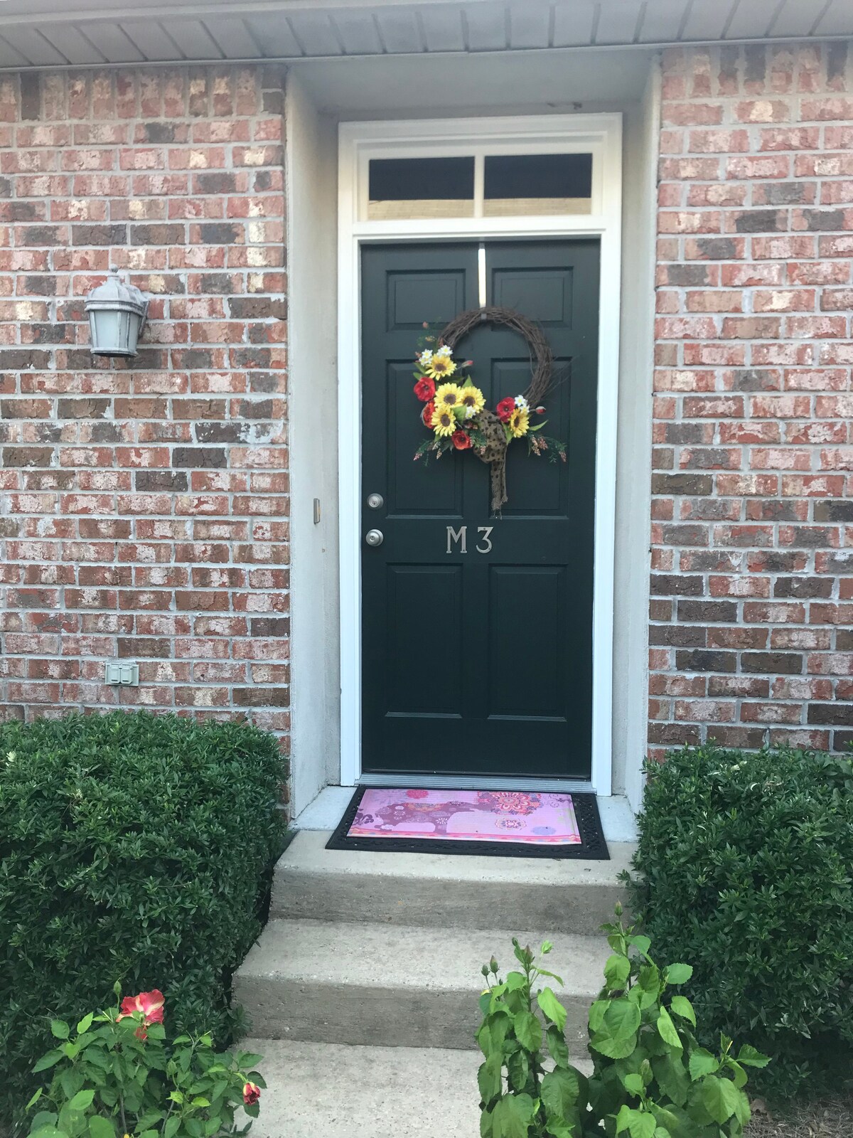 Cozy, clean home in Baton Rouge