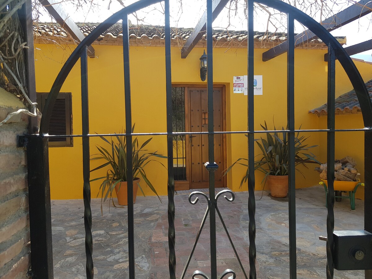 Casa Amarilla, peace & paradise in the Alpujarras