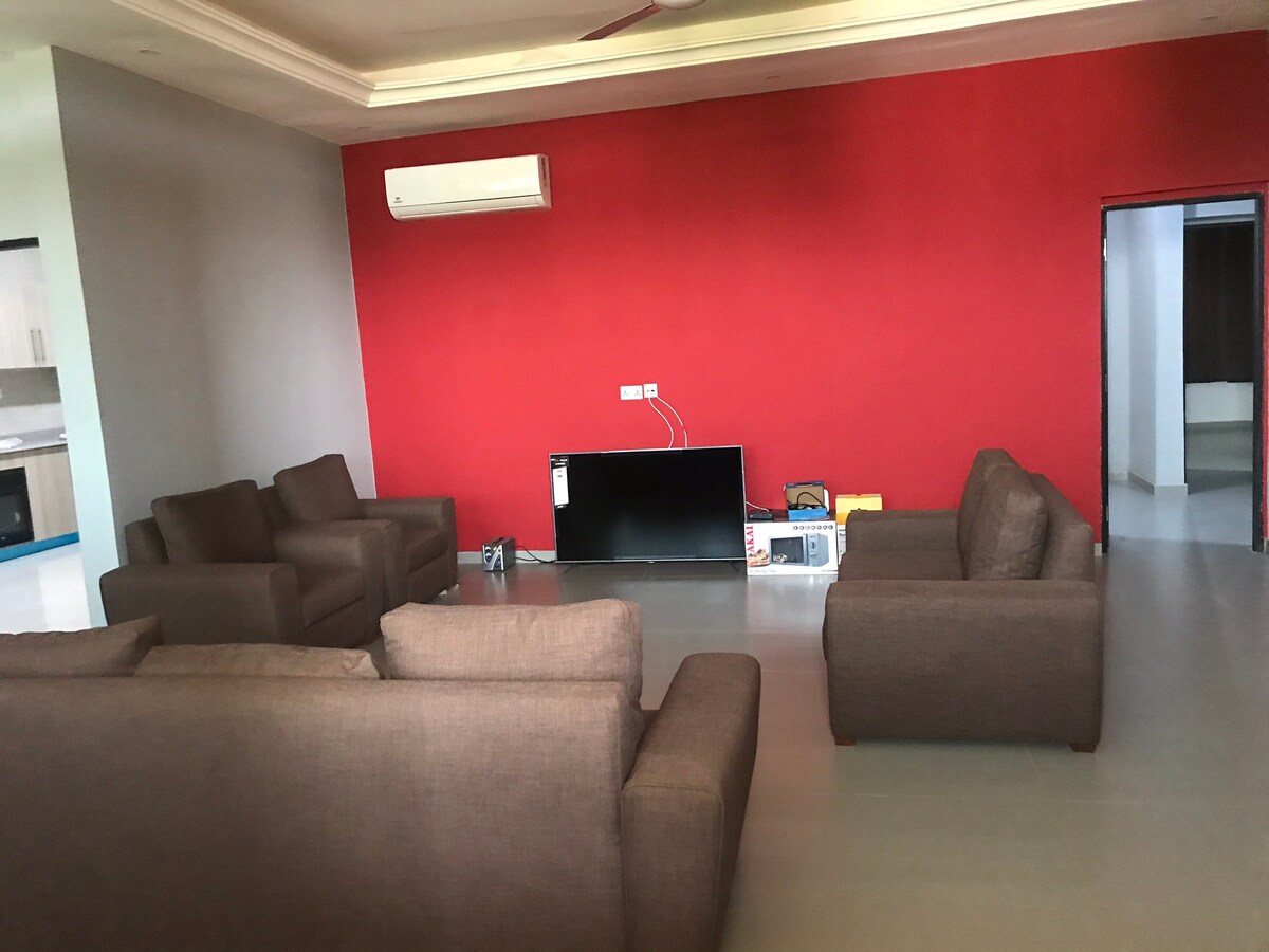 Fully furnished three bedrooms flats