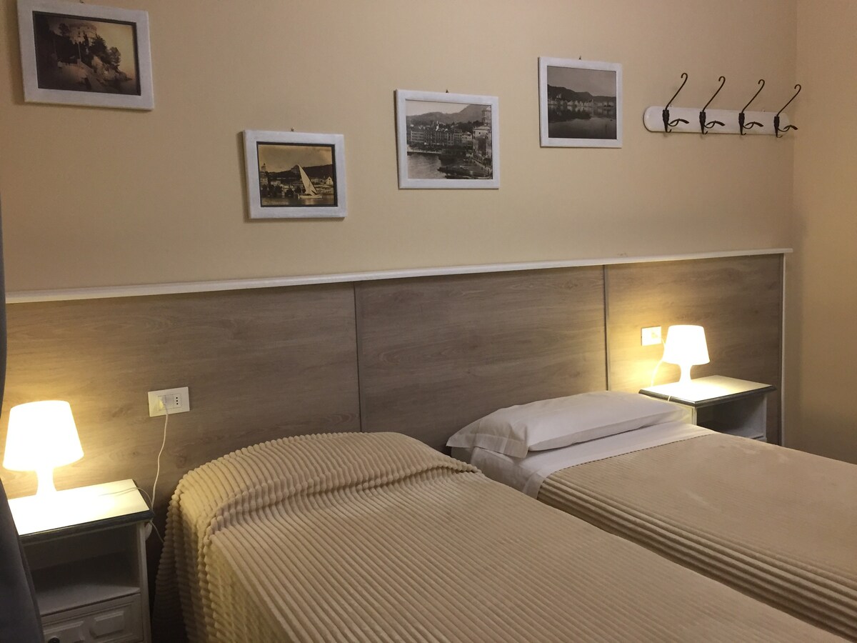 安娜贝拉酒店（ Hotel Annabella ） -卧室5 -共用卫生间