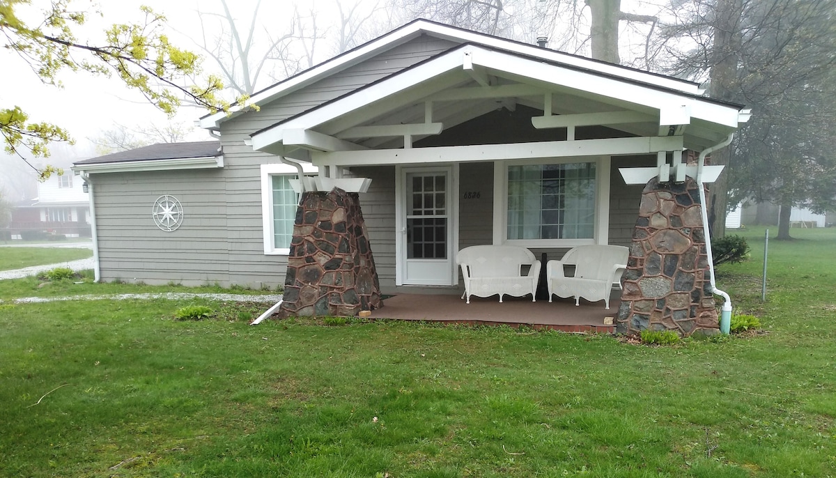 Stone Pillar Cottage Historic Madison-on-the-Lake