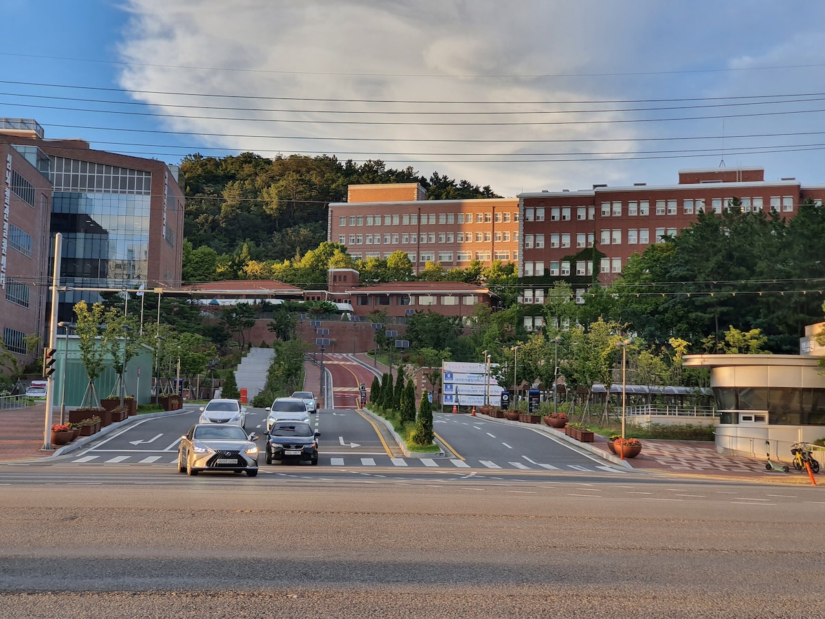 Seongseo Garden Hospital、Keimyungdae和Geumho River住宿