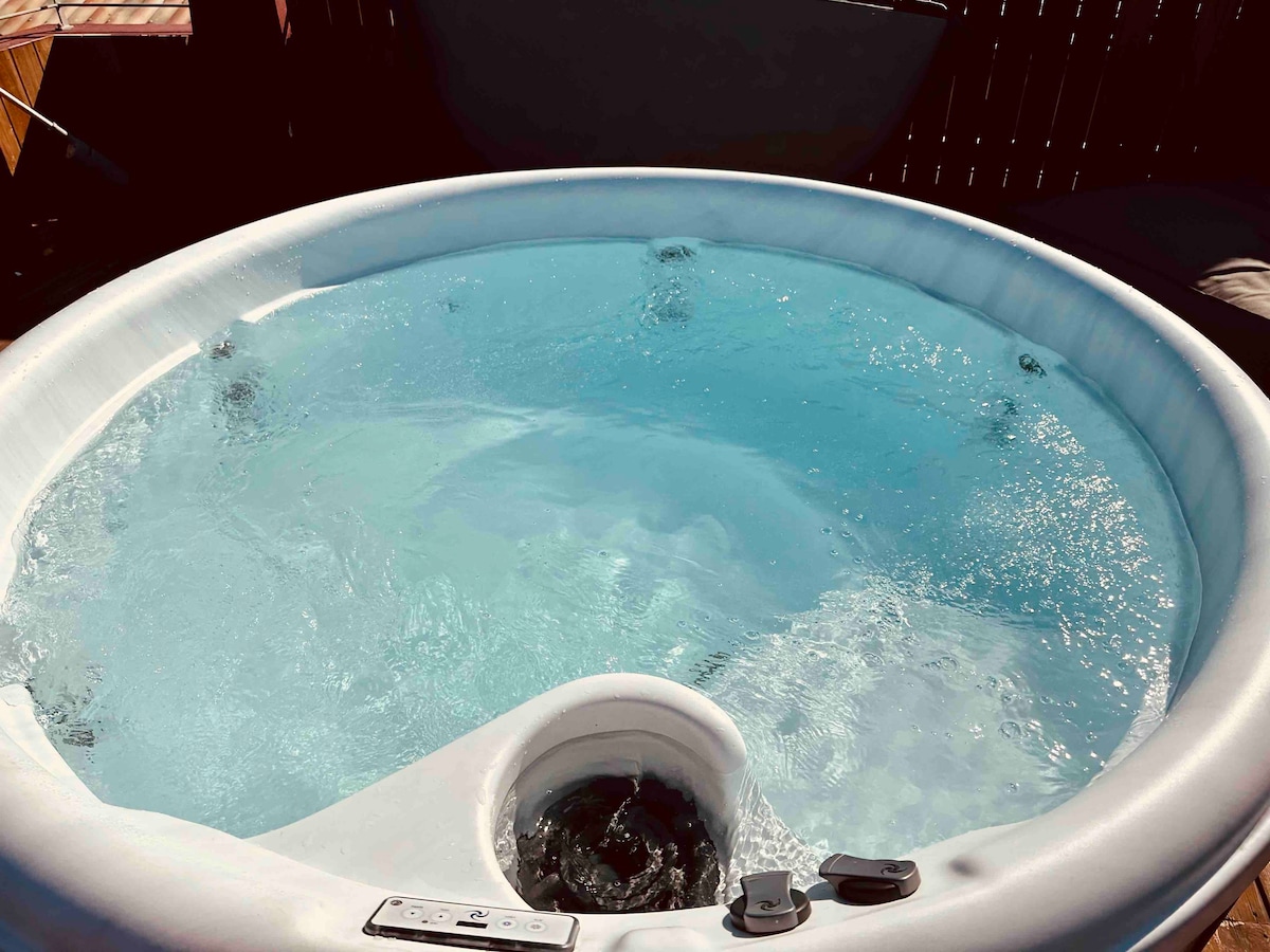 Pépite Bastiaise Roof Top Jacuzzi