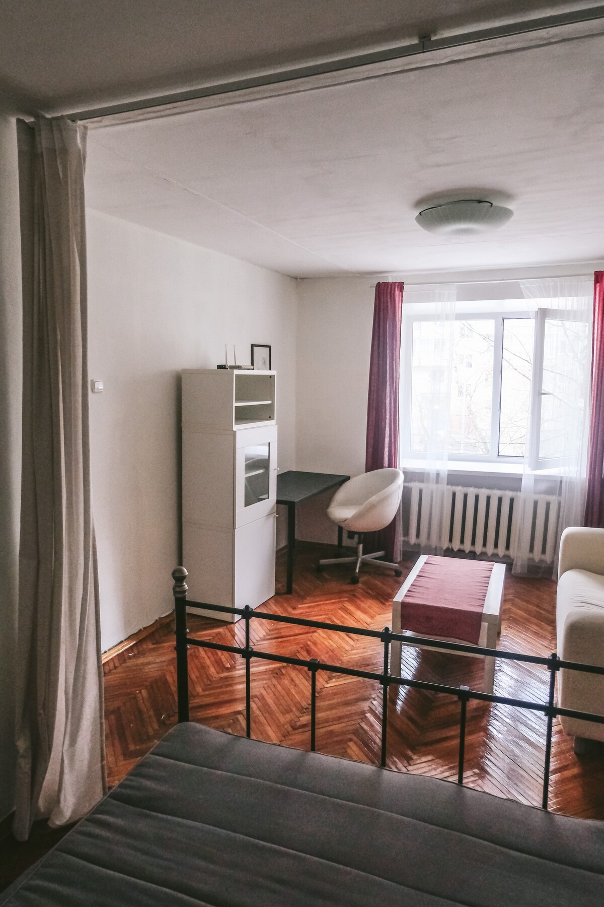 Primorskaya附近的小型温馨舒适公寓