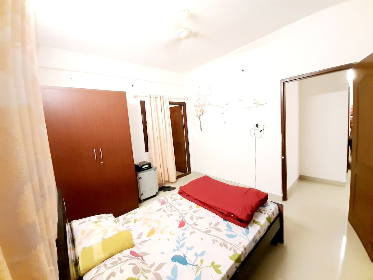 Sparkle 
Pvt 2 bhk
Cpl Friendly