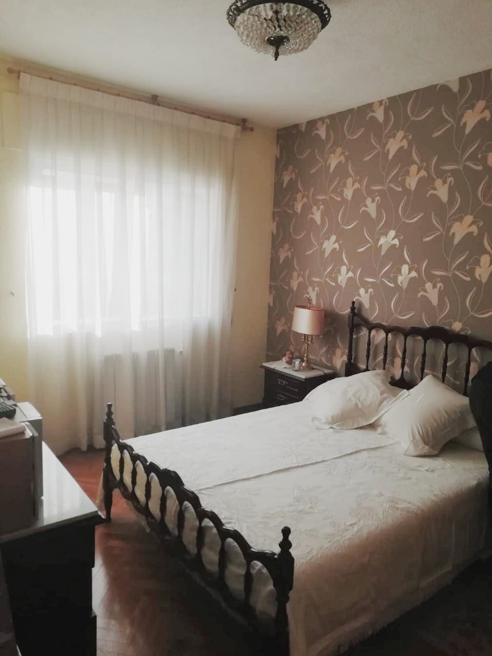 Habitación privada en Móstoles ，连接良好