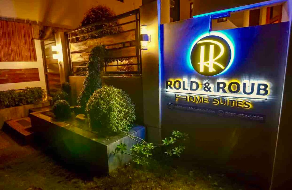 Rold&Roub Suites （ 3卧室/16人）
White Beach, PG