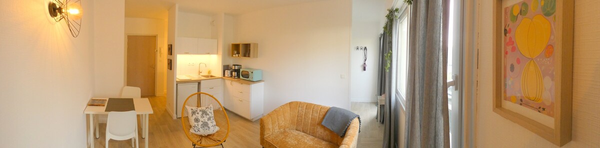 漂亮的小公寓，完全舒适的RENOVE-