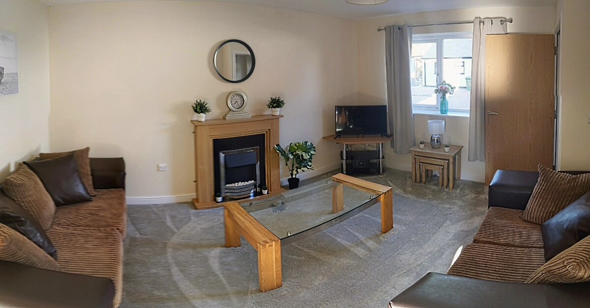 No2 Glan Nodwydd - Perfect for Couples & Families