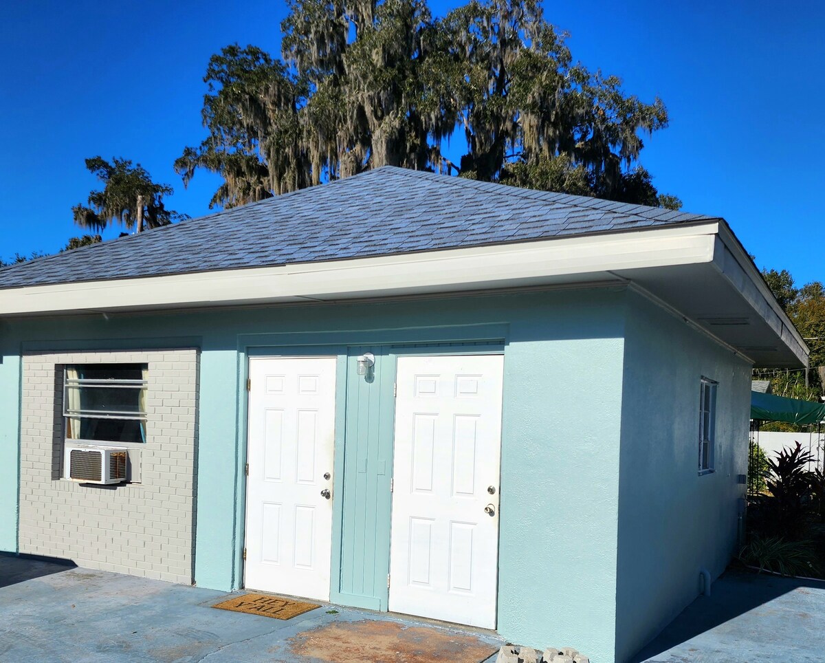 Lakeside Bungalow - Winter Haven Chain-of- Lakes