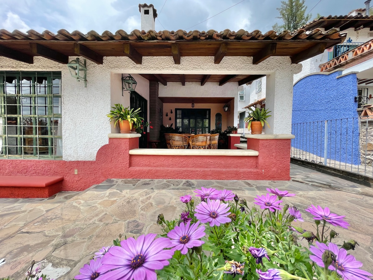 Cabaña con terraza privada en el pueblo 4BR