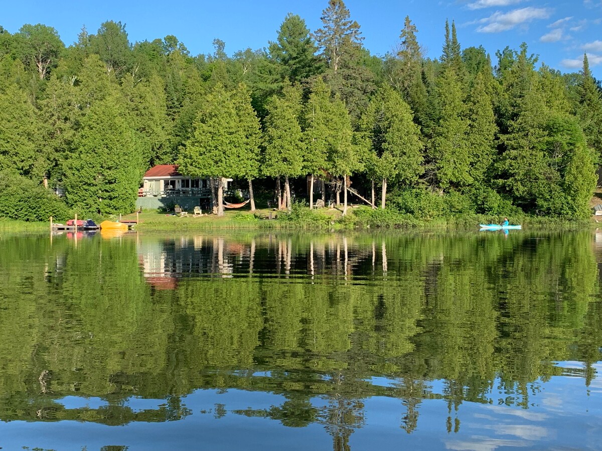 Chalet paisible au bord de l'eau du lac Sinclair
