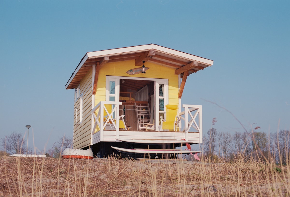 Tiny House Yellow Schoonhoven